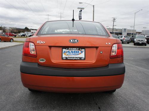 Kia Rio 2009 photo 4