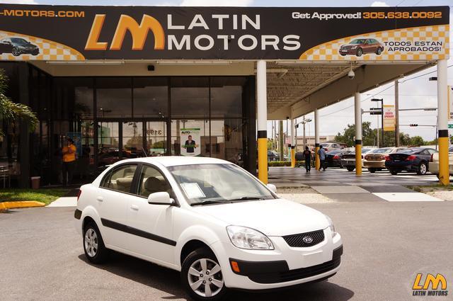 Kia Rio 2009 photo 2