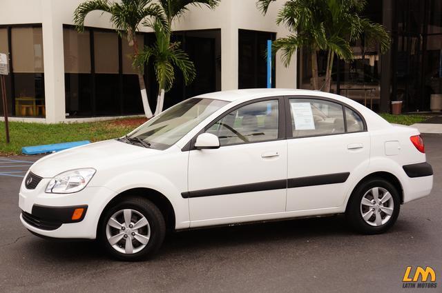 Kia Rio 2009 photo 4