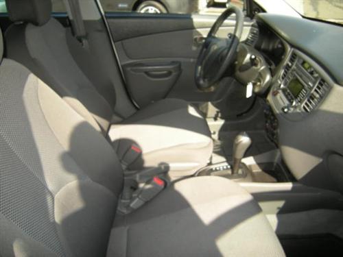 Kia Rio 2009 photo 4
