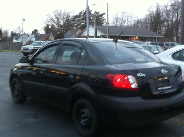 Kia Rio 2009 photo 4