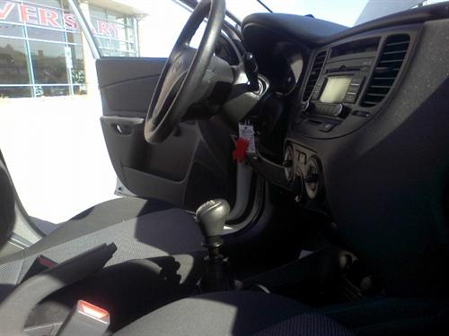 Kia Rio 2009 photo 2