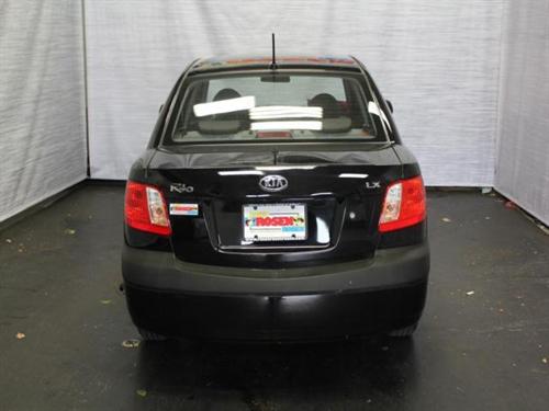 Kia Rio 2009 photo 3