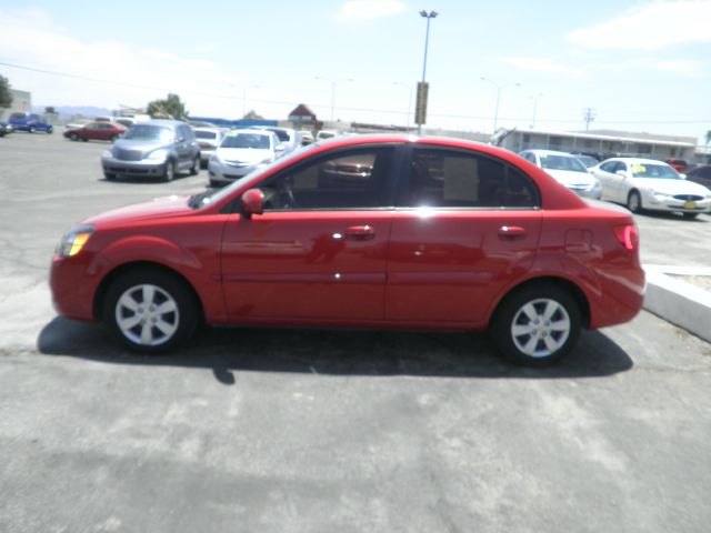 Kia Rio 2010 photo 3