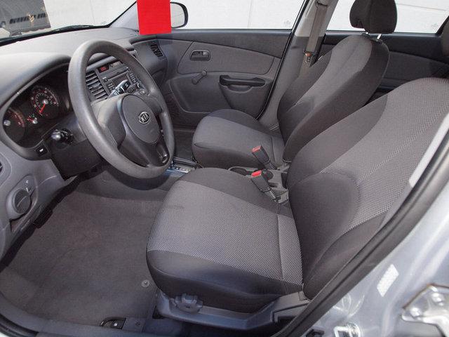 Kia Rio 2010 photo 5