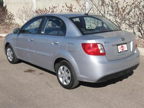 Kia Rio 2010 photo 2