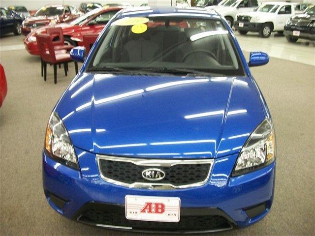 Kia Rio 2010 photo 1