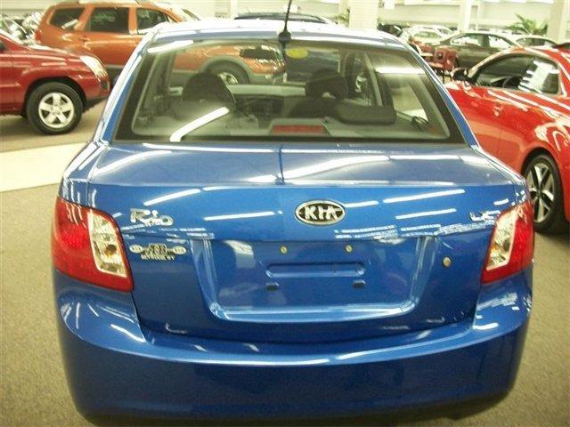 Kia Rio 2010 photo 2
