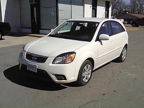 Kia Rio Quad-long-laramie-5.9l Diesel-4wd-6 CD Other