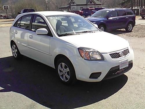 Kia Rio 2010 photo 1