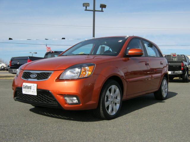 Kia Rio AWD, REAR DVD, Navigation, 3RD ROW, Mem/heat Seats Hatchback