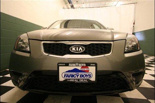 Kia Rio 2010 photo 1