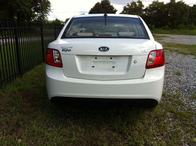 Kia Rio 2010 photo 3