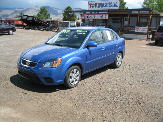 Kia Rio Elk Conversion Van Sedan