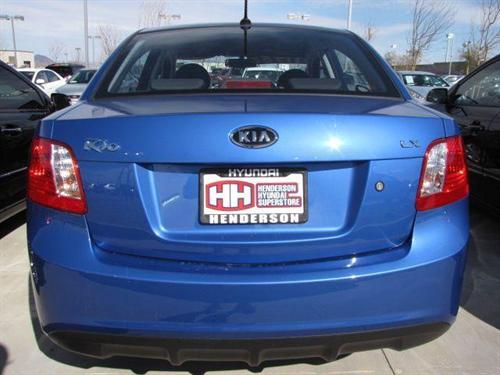 Kia Rio 2010 photo 2