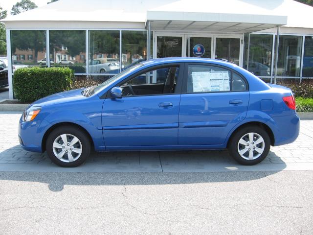 Kia Rio 2010 photo 5