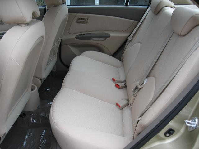 Kia Rio 2010 photo 3