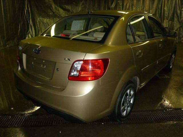 Kia Rio 2010 photo 2