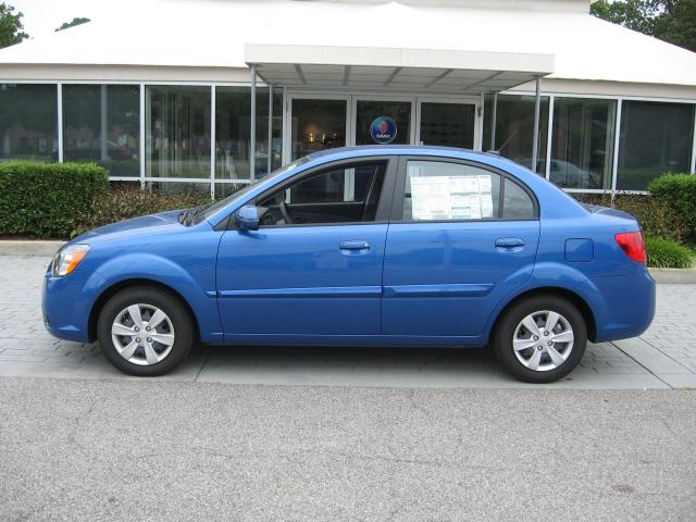 Kia Rio 2010 photo 4