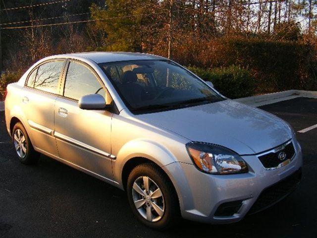 Kia Rio 2010 photo 2