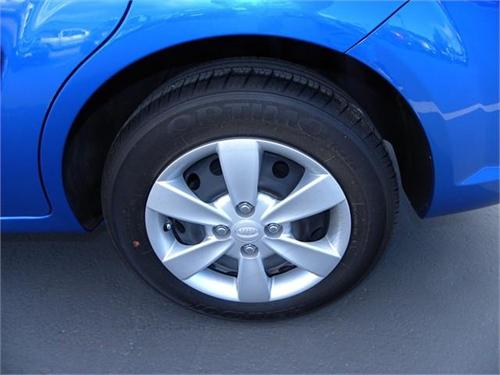 Kia Rio 2010 photo 2