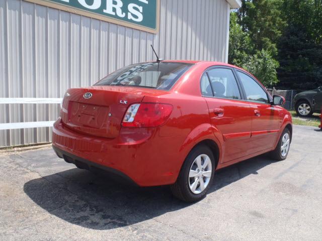 Kia Rio 2010 photo 3
