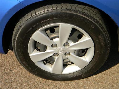 Kia Rio 2010 photo 2