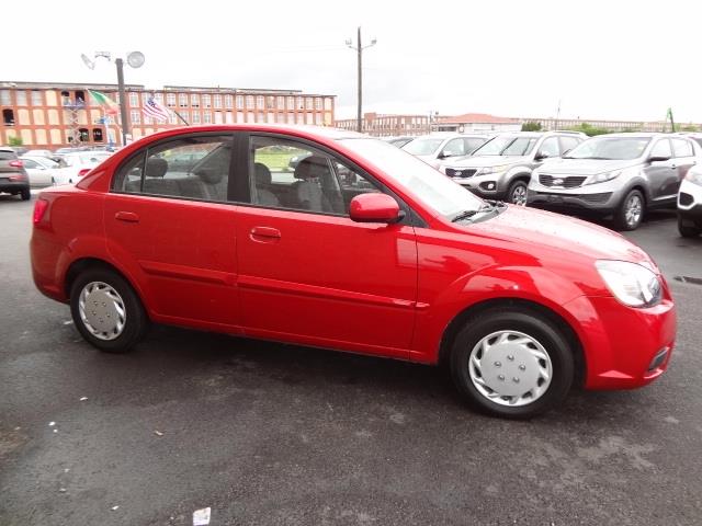 Kia Rio Elk Conversion Van Sedan