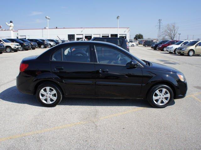 Kia Rio 2010 photo 1