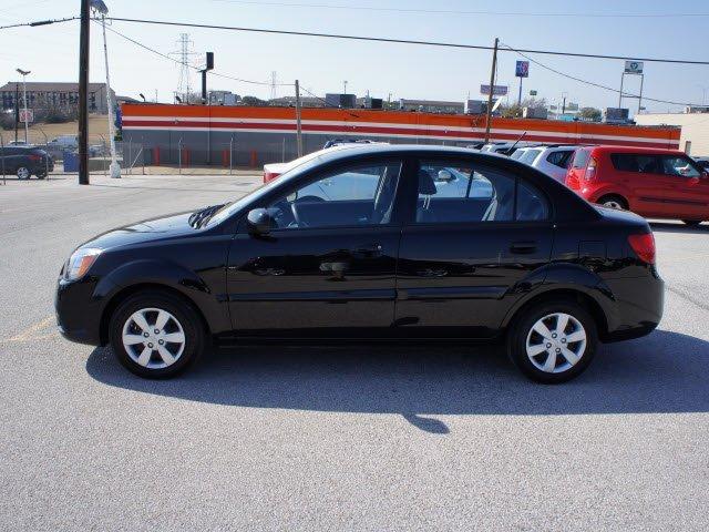 Kia Rio 2010 photo 5