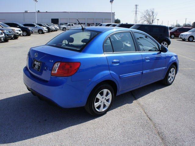Kia Rio 2010 photo 2