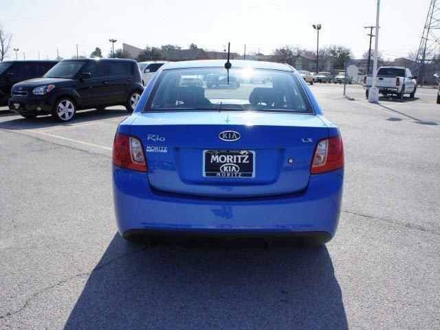Kia Rio 2010 photo 3