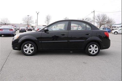 Kia Rio 2010 photo 1
