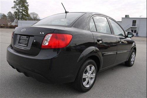 Kia Rio 2010 photo 4