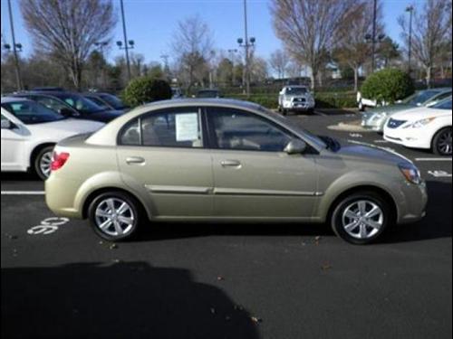 Kia Rio 2011 photo 3