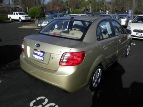 Kia Rio 2011 photo 4