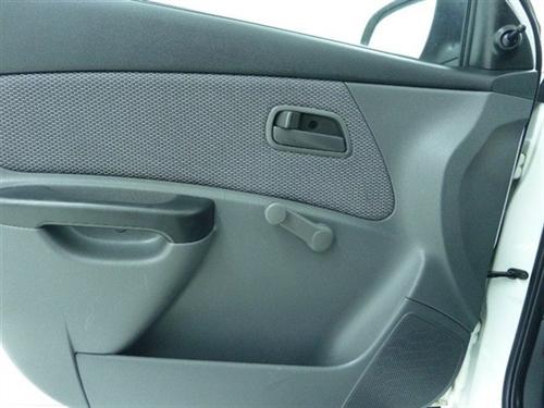 Kia Rio 2011 photo 2