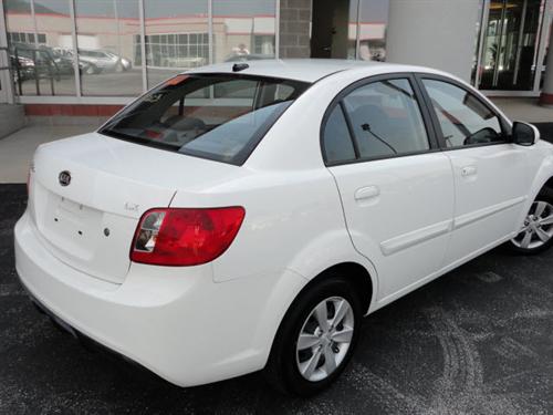 Kia Rio 2011 photo 5
