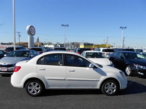 Kia Rio 2011 photo 1