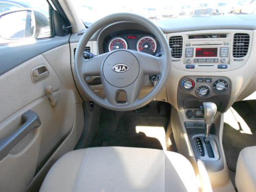 Kia Rio 2011 photo 5