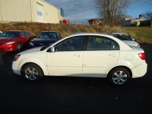 Kia Rio 2011 photo 2