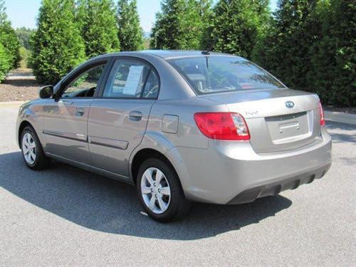 Kia Rio 2011 photo 2