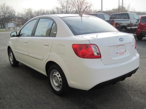 Kia Rio 2011 photo 1