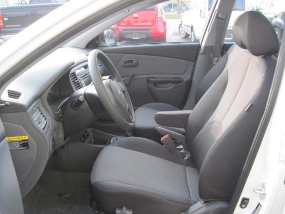 Kia Rio 2011 photo 2