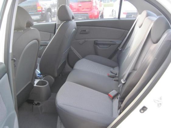 Kia Rio 2011 photo 3
