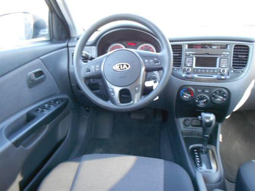 Kia Rio 2011 photo 5