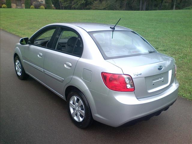 Kia Rio 2011 photo 3