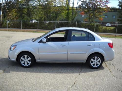 Kia Rio 2011 photo 3