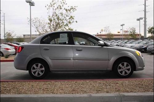 Kia Rio 2011 photo 1