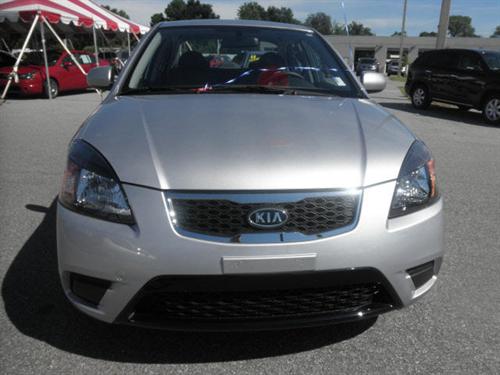 Kia Rio 2011 photo 2